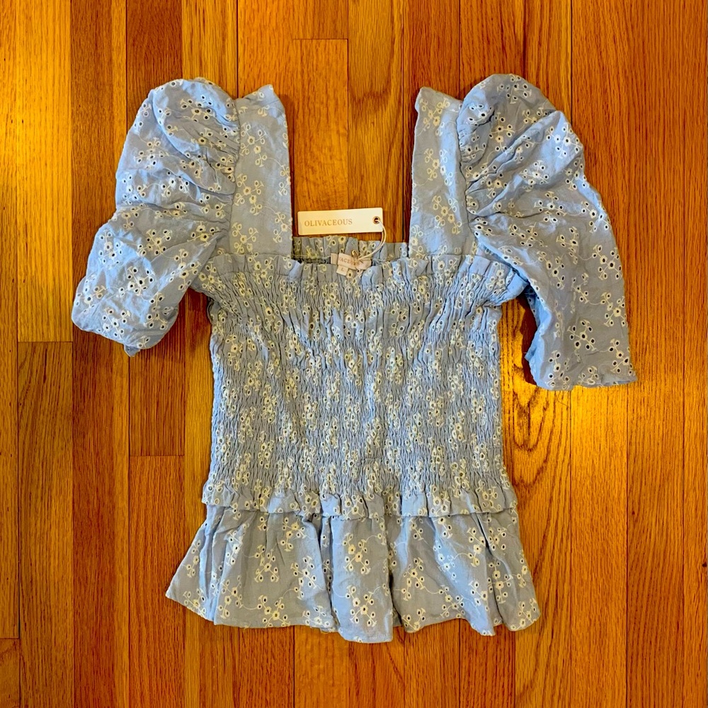 Ruffle short sleeve blouse